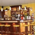 Larat Hotel 3*