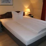 Hotel Larat
